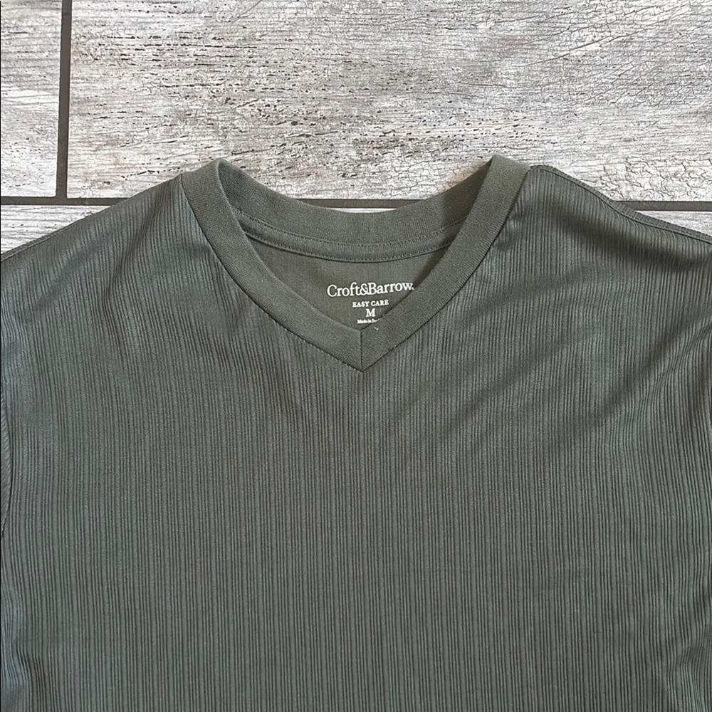 Croft & Barrow Men's Olive V-Neck Sweater